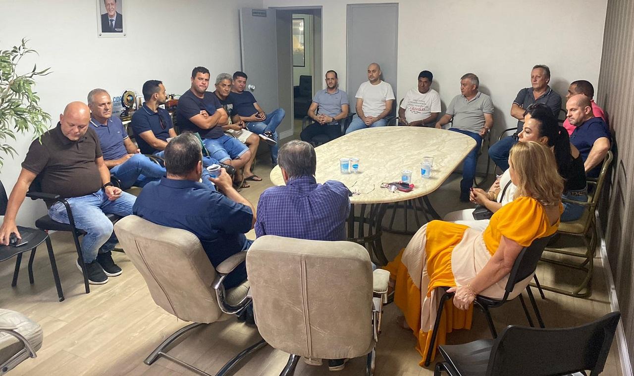 Deputado garante inclusão de Colégio de Terra Roxa no programa Escola Bonita 3 