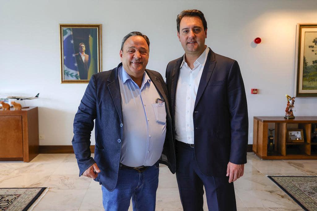 Pesquisa aponta Ratinho Junior com aprovação de 70%, sendo o governador mais bem avaliado do Brasil