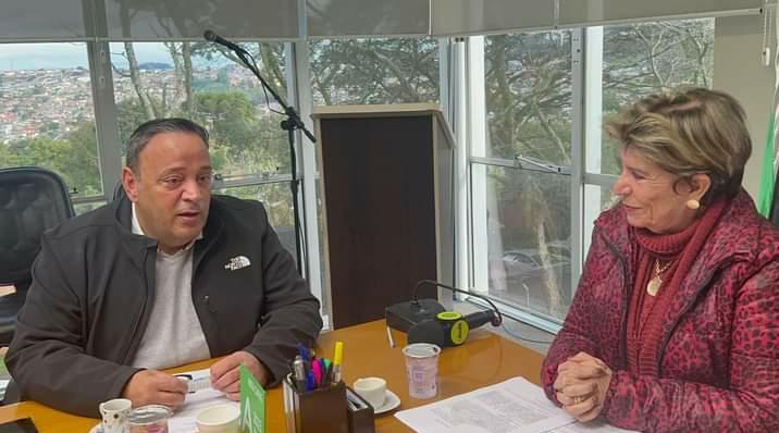 Deputado Hussein Bakri e prefeita Elizabeth autorizam R$ 6 milhões em obras para Ponta Grossa