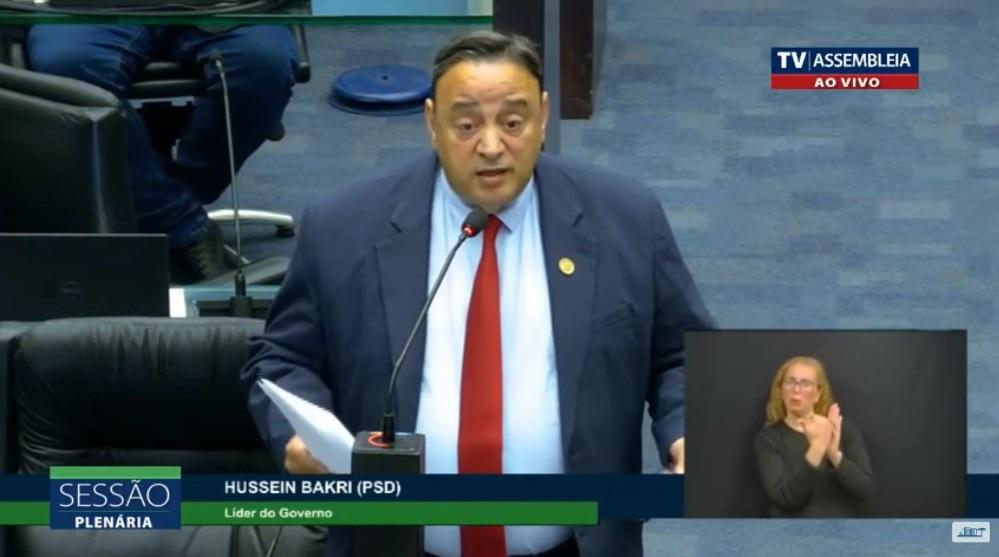 Hussein Bakri retorna às atividades na Assembleia Legislativa após passar por cirurgia 