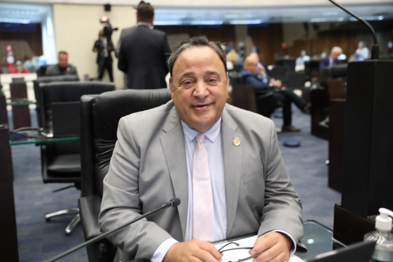 Hussein Bakri destaca bom momento econômico do Paraná e projeta mais crescimento para 2024