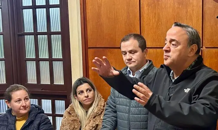 Hussein Bakri cumpre extensa agenda na região da AMSULPAR e reforça parceria com municípios do Sul do Paraná